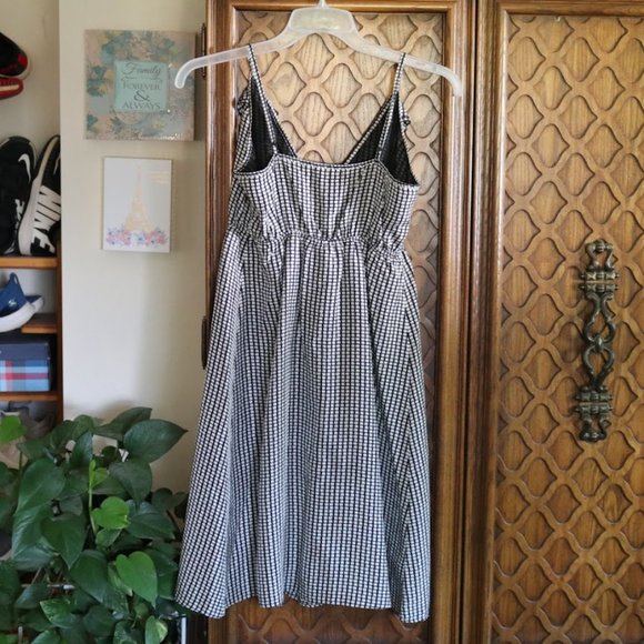 Old Navy Silk Dress with Ruffle Neck Style #582411- Black/ White, size S - Picture 8 of 16